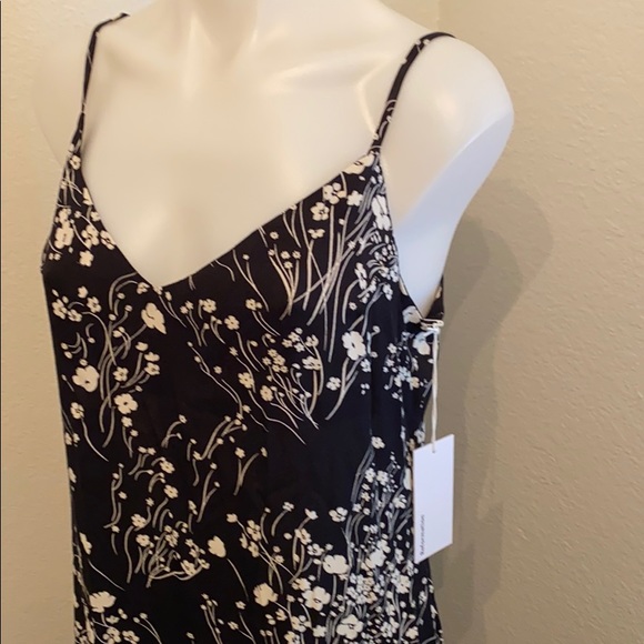 Reformation Harlow V-Neck Maxi Dress - Picture 4 of 5